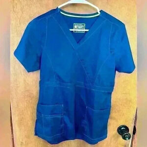 Wonder Wink Next Blue Women’s Scrub top
